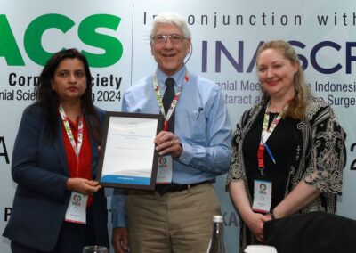 Prof Namrara Sharma receives GAEBA’s insaugural Dr Paul Dubord Award for International Eye Banking